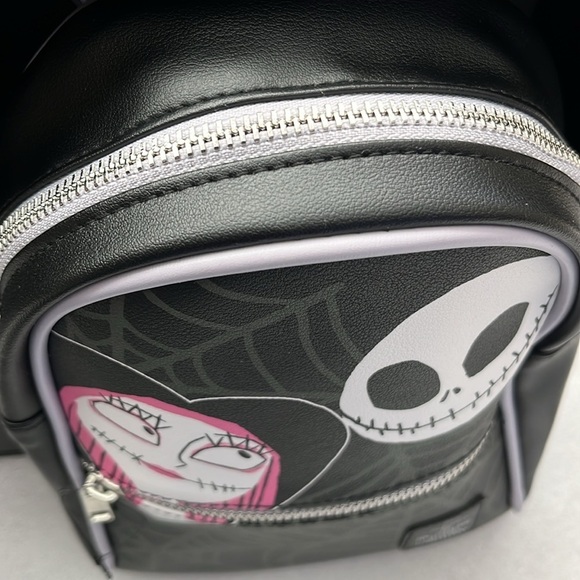 🆕 Nightmare Before Christmas 3 Piece Gift Set Mini Backpack ID Wallet Keychains - Picture 15 of 16